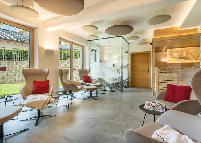 Apart-Hotel Dreisonnenhof Fiss